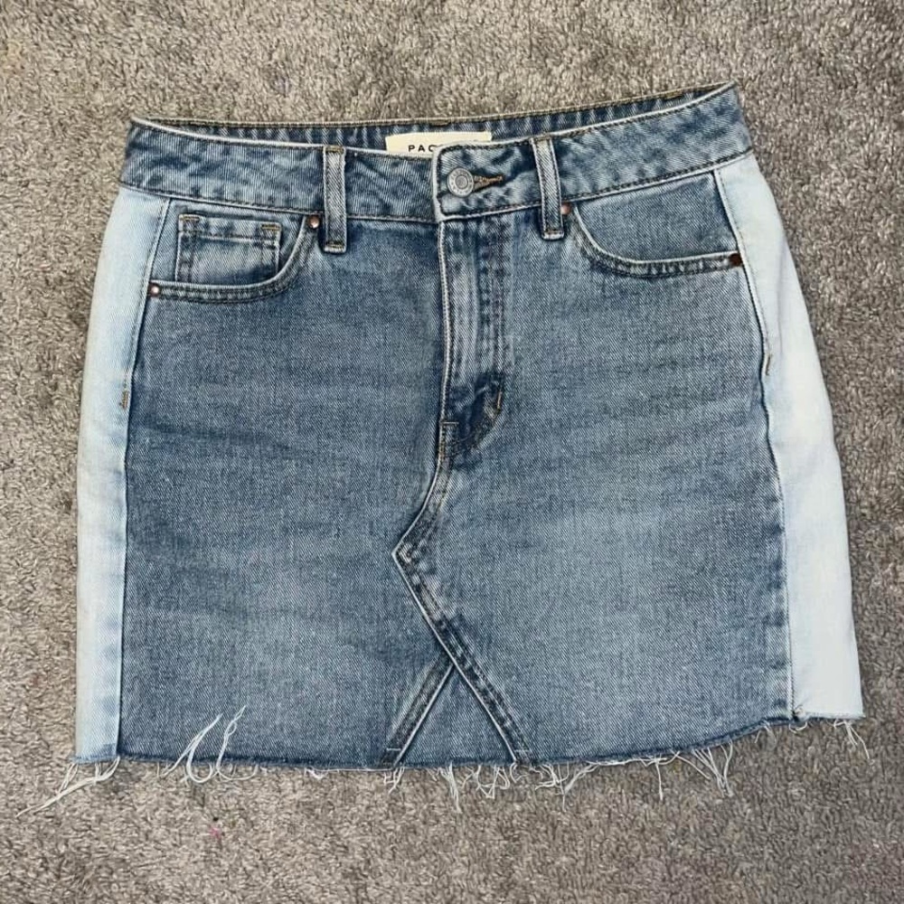 Pacsun Women's Denim Mini Skirt Size 25 Two Tone Blue Jean Pockets